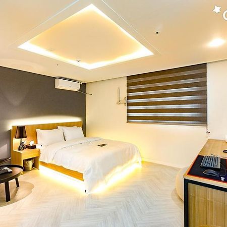 Hash Hotel Сувон Экстерьер фото